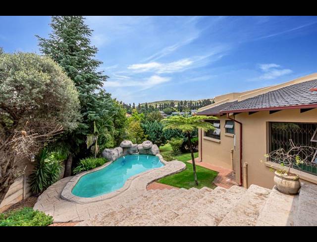 4 BEDROOM HOUSE FOR SALE IN RANGE VIEW